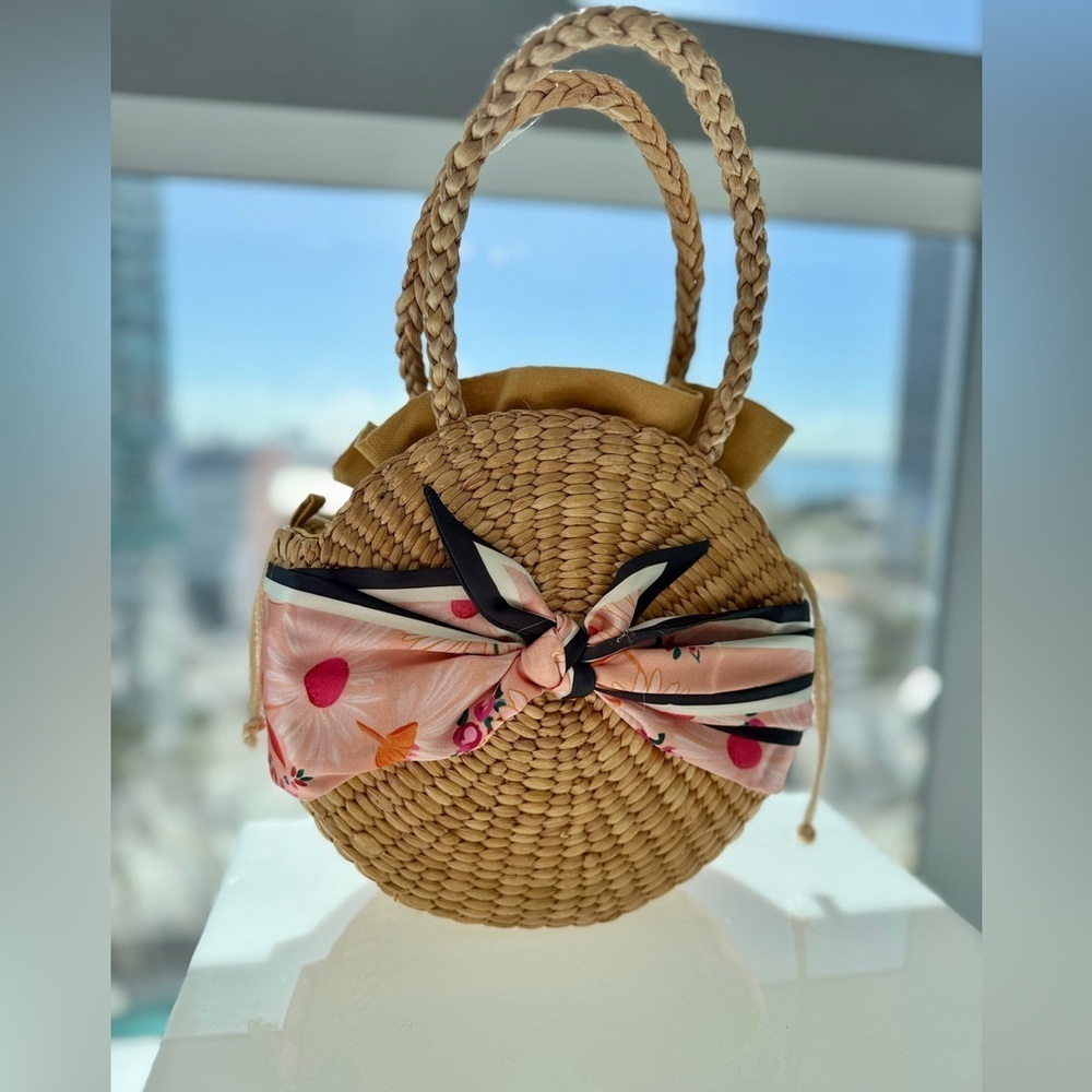 Custom hand made BxBRITT woven tote bag!